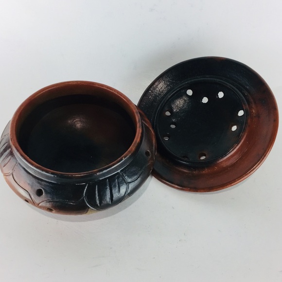 Sasak Pottery Bowl Pot Vessel Of Life - Indonesia - Picture 8 of 10